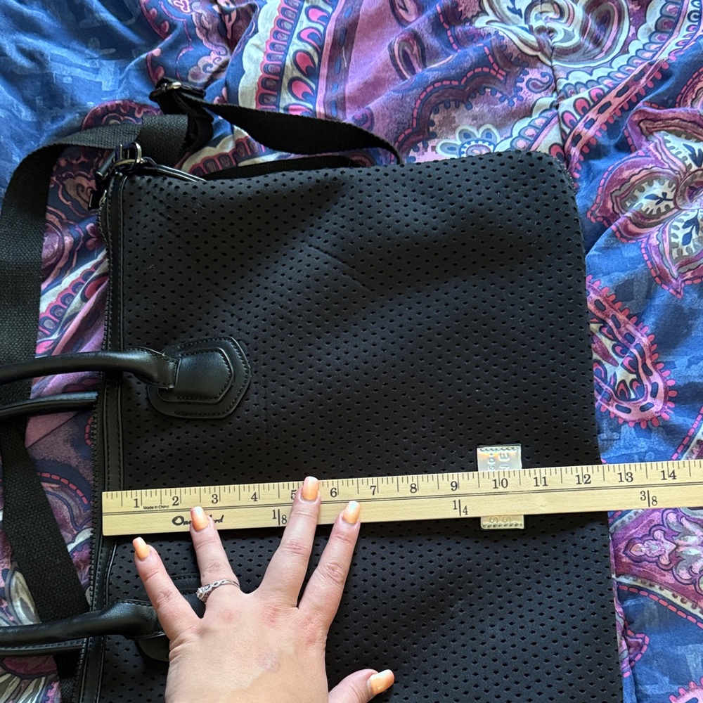 Sol and Selene Black Messenger Bag - Picture 13 of 13